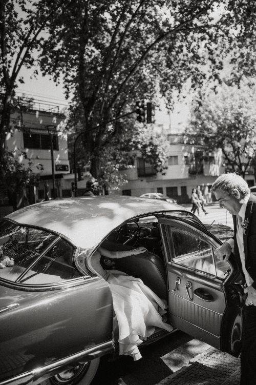 casamiento marti nicola en una estancia 4 llegada a la iglesia 2 paulabarcia.com